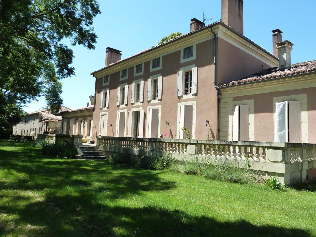 Chateau De Lacaze Lagarrigue  Rum bild